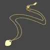 Colliers de bijoux de couple de créateur haut de gamme mode Collier pendentif en forme de cœur pour femmes