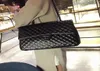 デザイナー女性大容量ハンドバッグ財布黒いキルティングショルダークロスボディバッグチェーンフラップ旅行satchel7607220