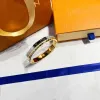 Bracelets classiques Femmes Bangle Designer de luxe Bijoux Crystal 18k Gold plaqué 925 Sier-plaqué des amoureux en acier de couple Gift Bracelet pour hommes S31 A3X2 #