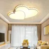 天井のライトモダンなクリスタルライトフラッシュマウントランプフィクスチャーハート型リビングルームの寝室用