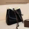LouiseviUtionbag Luis Vuittons Femmes DrawString Luxury Handsbag Viton Lambswool Backet Totes Leather LVS Handbags Designer Crossbody Purse Print Shopping 2