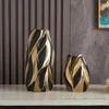 Vases Porch Ornement Room Nordic Ceramic haut de gamme Créative Decoration PEINTÉ TV CAPALT GOL