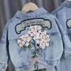 Jackets Spring Herfst Kids Denim Girls Baby Flower Borduurwerk Coats Fashion Child Outsear Ripped Jeans