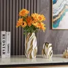 Vases Porch Ornement Room Nordic Ceramic haut de gamme Créative Decoration PEINTÉ TV CAPALT GOL