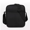Duffelväskor Canvas Men's Shoulder Bag Casual Portable Justerbara remmar Crossbody Phone Pouch Chest