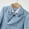 Kledingsets Kinderkleding Boy Suits Spring Summer Pak Set Blazer overalls Bow Tie voor kinderen trouwfeest verjaardag pogoge kostuum