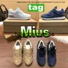 Miui -ontwerper Mius Casual 2023 schoenen vrouwen canvas patchwork sneakers 574 denim sneaker koloniaal beige koninklijke blauw wit comfortabele ademende dames trainers mium