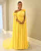 Elegant Yellow Mother Of The Bride Dresses Floral Appliqued Shoulder Wedding Guest Dress Ruffle Floor Length Evening Gowns 0516