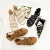 Lässige Schuhe böhmischer Stil weicher Boden flache Sandalen für Frauen Sommer Strand Frauen Römische Größe großer Größe 36-42