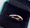 Designer de luxo anel feminino anel de ouro rosa anel de moda marca de alta qualidade Luxurys Mens diamante anéis de mulheres jóias de designer feminino 676809557