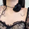 Pendant Necklaces Exaggerated Delicate Neck Chain Classic Romantic Flower Women's Elegant Trendy Jewelry Vintage Charm Necklace