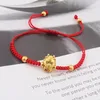 STRAND LADY 1PC Luck Dragon Beads Red Rope Bracelet Chinese stijl Handgemaakte Hand String Sieraden Happy Spring Festival Gift