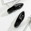Swobodne buty nisko obcasowe elegancka normalna skórzana kariera spiczasta palca kwadratowe obcasy patentowe czarne kobiety obuwie damskie w ofercie l e
