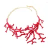 Colares de pingentes Colar de coral vermelho para mulheres elegantes que estão com a corrente ajustável com tudo isso