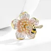 Broches mode et luxe de haute qualité rose prune fleur de fleur broche la veste d'aiguille abeille de tempérament pour femmes