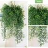 Dekorative Blumen 2pcs künstlicher Efeus Vine gefälschte Hängende Wand Willow Rattan Blätter Plastik Girlande Gras für Klimaanlagen Hausgarten