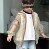 Jacken Kinder Kleidung Dünner Sommermantel 2024 Mode koreanische Jungen und Mädchen floral atmungsaktives lässig einfach einfach einfach