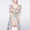 2024 High-end Morber Silk Sukienka Summer Nowa moda Szczupła French Fruffled Silk Floral A-Line Line Spódnica V-Neck Mała talia Designer Designer Sukienki Kobiety Kwiatowa sukienka