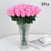 Fiori decorativi 5 pezzi realistici artificiale bouquet rosso fiore di rosa finta per arredamento da tavolo per matrimoni decorazioni di Natale di San Valentino regali di San Valentino