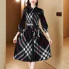 2024SS Yüksek dereceli Miyake Piled yeni elbise üst düzey yabancı renk çarpışması İnce orta uzunlukta mizaç etek