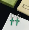 Designer Orecchini a cerchio placcato in argento Classico smalto Cross Lettera penzolante Earring Abbraico per uomini Regali di amanti delle donne con scatola