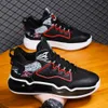 Neue Mann Basketballschuhe schwarz weiß blaues Netz Leder atmungsaktives Männer lässige dicke Soled Jogging Langable Designer -Sneaker