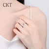 Clusterringe Luxus 0,5 Emerald Cut Moissanite Diamond Ring für Frauen Mode einfache hundert Nischenhand fein Schmuck Platin Pt950