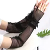 Maniche a braccio manichetta femminile estate a maniche lunghe protezione da sole guanti senza dita braccio traspirante cuffia per pizzo sottili UV Q240430