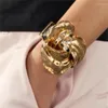 Armreifen 2024 Dicke goldene Farblegierung Großes Blumen -Lederarmband Halskette für Frauen Mädchen übertrieben Retro trendy Schmuckgeschenke