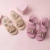 Sandały Summer Princess for Girloon Cartoon Rabbit Outdoor Beach Buty Masowe Pearl Kids Flat Miękki bez poślizgu H240504