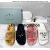 Pradshoes Cotton Prades lana Slippista Peluga Peluga Sandali interni Scarpe da donna Farce Furx Furna inverno da donna calda Non slip House Furry Female Furry