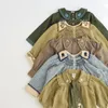 Set di abbigliamento vestiti per bambini apo marchio 2024 autunno per bambini t-shirt ricami fiori da ricamo vestiti principessa camicetta per bambini outwear per bambini