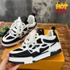 Nuovo designer di lusso Skate Sneaker Trainer di vitello Beige Bianco Marine nero rosso verde rosso grigio marrone Multicolor Lace-up Snakeskin Men Donne Casual Scarpe casual Scarpe