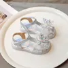 Sandals Girls Scarpe a tacco piatto primaverile ed estate Principessa Bow Fashion Dimensioni 23-36 H240504