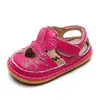 Sandaler Summer Baby Girl Sandals Collision Resistant and Toddler Shoes äkta läder älskar barnprinsessan strand H240504