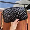 Bolsas de cámara de borde de diseñador de alta calidad para hombres Mens Crossbody Tote Sobre Bags Luxurys de cuero Caqueta Caqueta Bolsos de hombro de la cartera de bolsas de mensajería