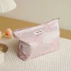Organisateur cosmétique Arc rose pour les femmes Mariage Sac à grande capacité Cosmetics Sac de rangement portable Portable Bagure de toilette Cased