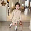 Ensembles de vêtements pour enfants vêtements de mode en deux pièces filles filles printemps d'automne pull owknot top top tricot en jupe plissée à tricot rétro.