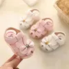 Sandalen zomer kindergat kinderen schoenen slippers zachte anti-skid cartoon diy ontwerp baby zandige strand voor meisjes H240504