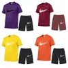 Camisa de diseño de verano juegos de pistas para hombres conjuntos de corredores de jogger