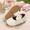 First Walkers Spring och Autumn Soft Shoes Baby Princess Toddler Moccasins Girl H240504
