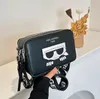 スナップショットファッションデザイナーラディーバッグハンドバッグ有名なミニカメラ小さなクロスボディバッグ女性マークショルダーバッグメッセンジャー18カラー