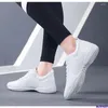Casual schoenen Dames Sneakers Competitieve Aerobics Soft Bottom Fitness Sports Jazz / Modern Square Dance Feminino Size 28-44
