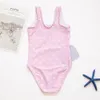 Arc-en-ciel imprimé d'été bébé girls filles un morceau de maillot de bain de maillot de bain creux filles monokini enfants enfants nageur de baignade maillot de bain 240430