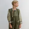 Set di abbigliamento vestiti per bambini apo marchio 2024 autunno per bambini t-shirt ricami fiori da ricamo vestiti principessa camicetta per bambini outwear per bambini