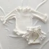 Kläder sätter spädbarn baby flicka kläder set bomull ruffle född romper toppar bloomer outfits vår höst 2 st