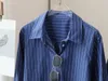 Blusas para mujeres Silhoueta azul Camisa suelta Rayas Bordado logo de bordado Collar 2024 Autumn Femenina de manga larga Femenina