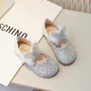 Flat Shoes Herfst Fashion Pearl Bow Rhinestone Childrens Flats Little Girl Shoes Heel Kids Princess H240504