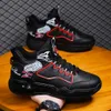 Neue Mann Basketballschuhe schwarz weiß blaues Netz Leder atmungsaktives Männer lässige dicke Soled Jogging Langable Designer -Sneaker