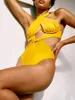 Tanteur de couleur unie de couleur unie en jaune pour fille 2024 maillots de bain féminin de maillot de bain en une seule pièce de nage de nage de nage de nage sexy